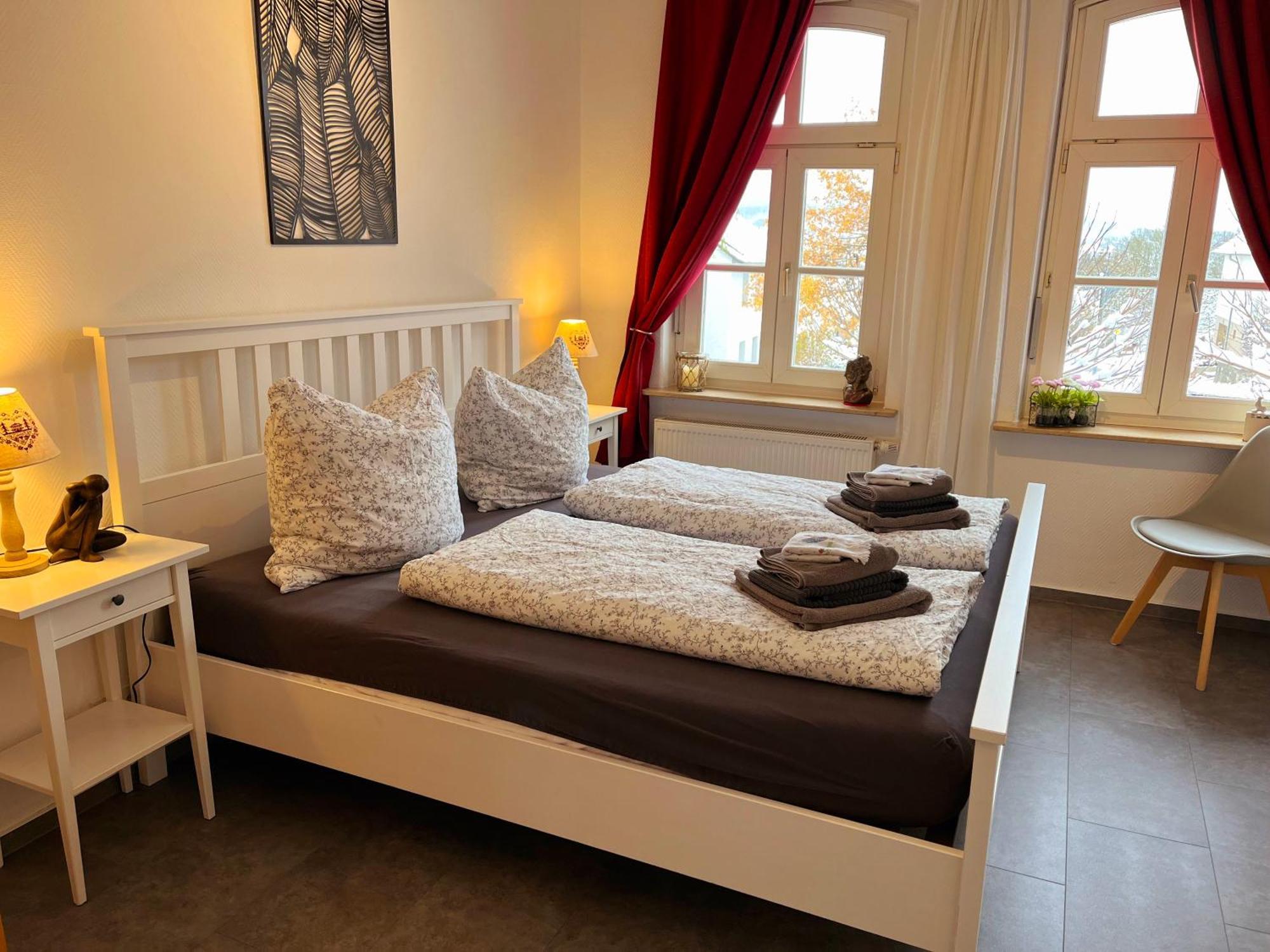 Ferienwohnung Burghasungen Zierenberg Екстериор снимка